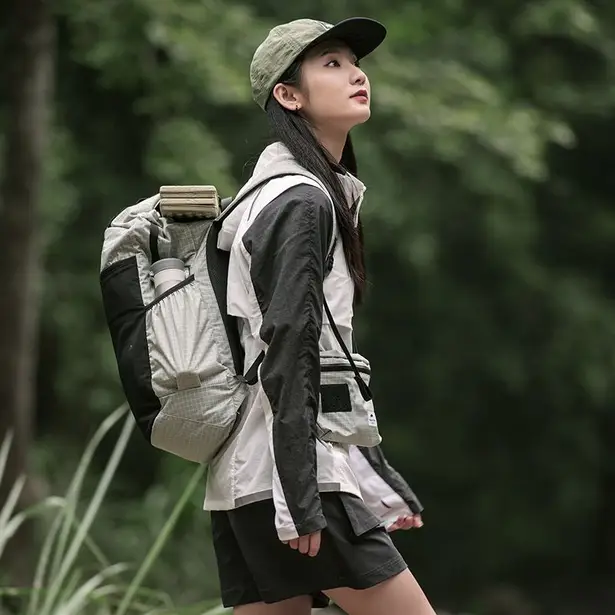 7 - Рюкзак туристичний Naturehike NH20BB206, 20л. Світло-сірий
