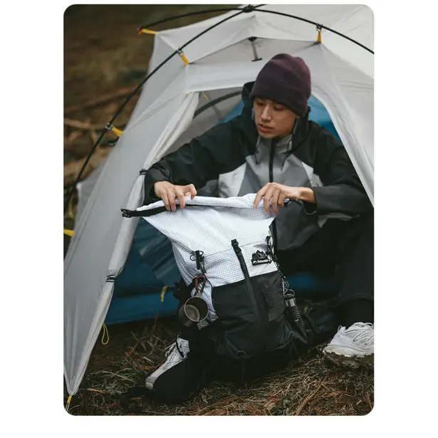 4 - Рюкзак туристичний Naturehike CNK2300016, 30+5л. Чорний