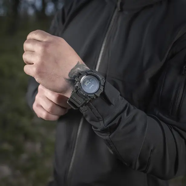 11 - Тактичний годинник M-Tac Adventure Black