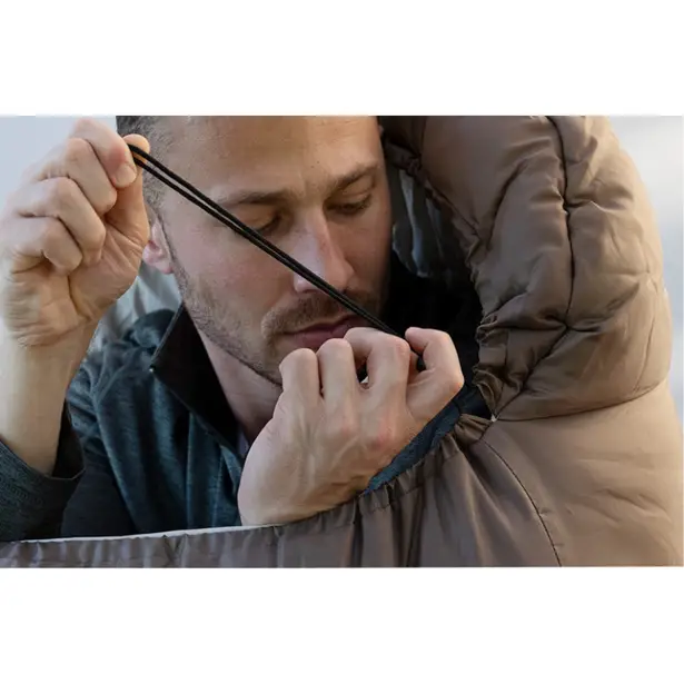 7 - Спальний мішок Naturehike MJ 600 CNK2300SD014. Коричневий