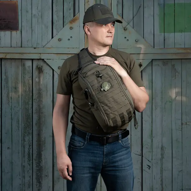 19 - Рюкзак M-Tac Armadillo з однією лямкою. Олива