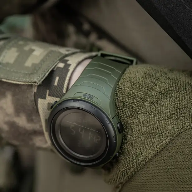 12 - Годинник тактичний M-Tac 2166. Олива