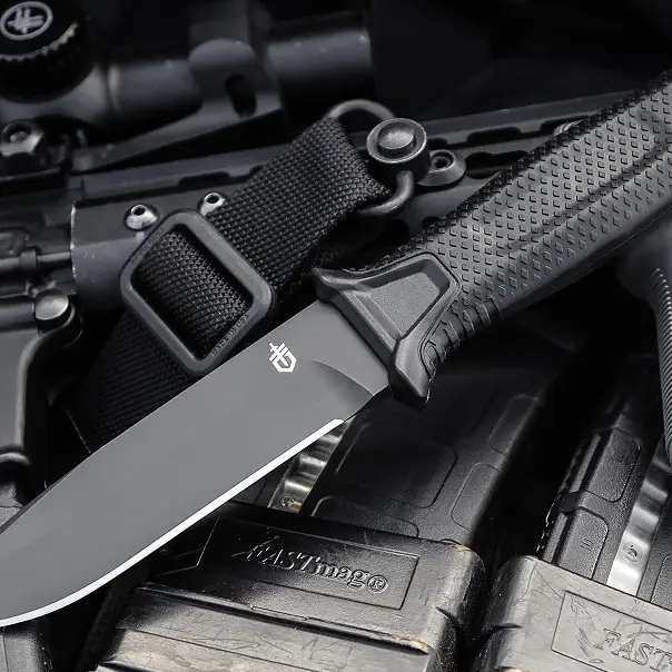 7 - Ніж мисливський Gerber Bear Grylls 539-5. Чорний