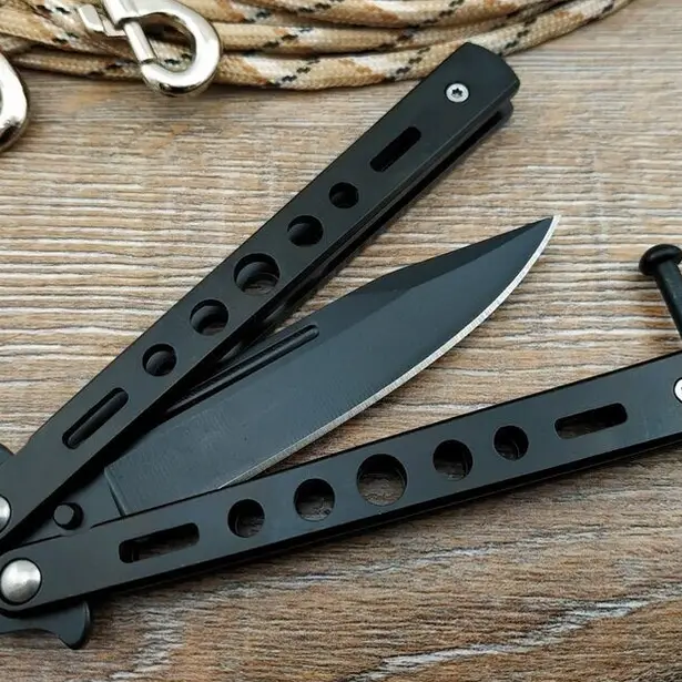 2 - Нож бабочка Benchmade 323B. Черный