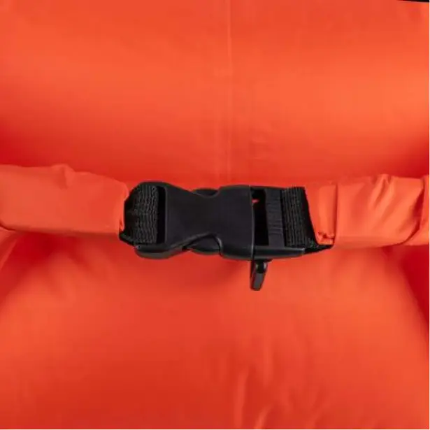 2 - Водонепроникний чохол Tramp Nylon PVC 50. Червоний