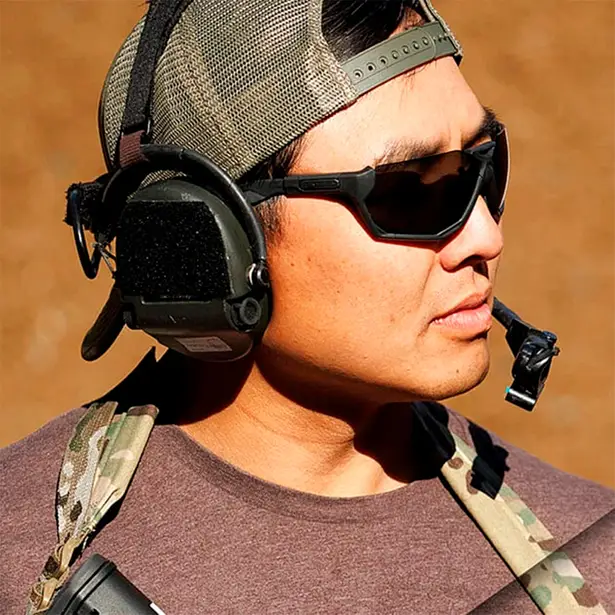 4 - Окуляри тактичні Revision SlingShot Smoke Lens. Чорний