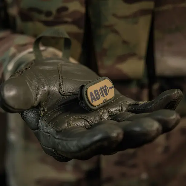 5 - Патч з кріпленням MOLLE M-Tac PVC група крові AB (IV)-. Олива