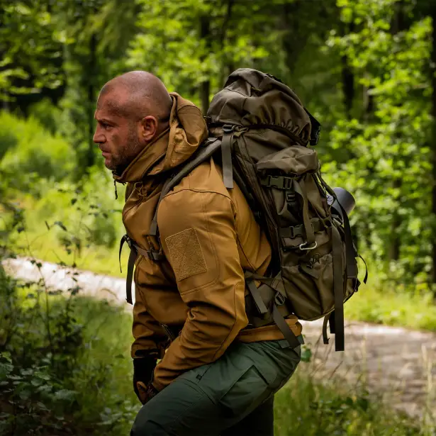10 - Куртка Helikon Gunfighter Softshell Shark Skin Windblocker. Койот