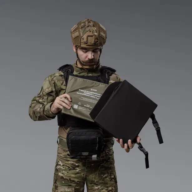 4 - Тактичний килимок для сидіння 1 класу захисту. CORDURA 1000D. Чорний