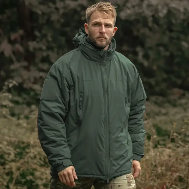 8 - Куртка Helikon Level 7 Climashield Apex Alpha. Олива