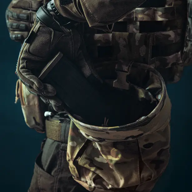 9 - Плитоноска TUR PRO Скелетон, 3 підсумки для AK/AR з системою швидкого скидання. Molle. Колір Мультикам.