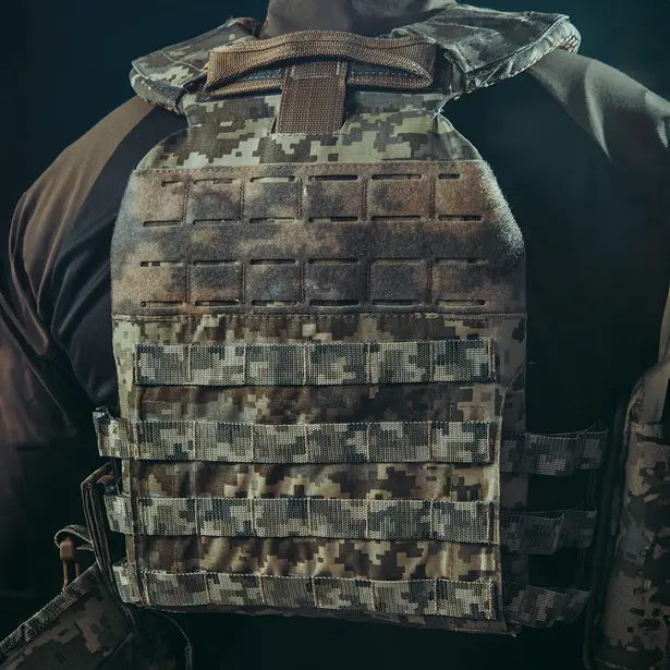 4 - Плитоноска TUR PRO Скелетон, 3 підсумки для AK/AR з системою швидкого скидання. Molle. Колір Піксель.
