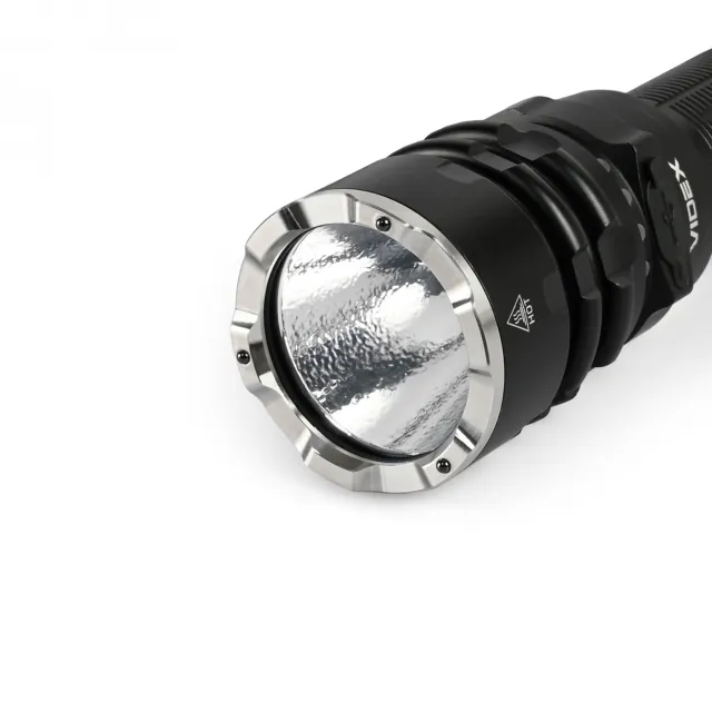6 - Тактический светодиодный фонарь VIDEX 2000Lm 6500K. Черный матовый