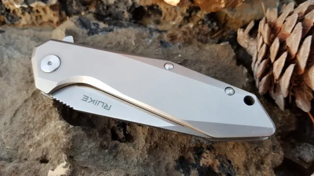 22 - Складний ніж Ruike P135-SF