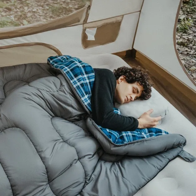 6 - Спальний мішок з капюшоном Naturehike Clear Sky CNK2450WS042. Сірий