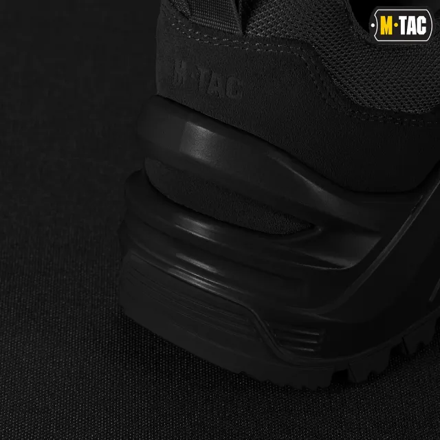 9 - Кроссовки тактические M-TAC Caiman. Черный