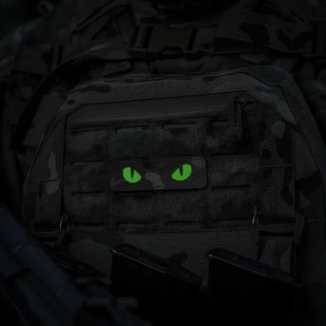 10 - Шеврон-нашивка M-Tac Cat Eyes Laser Cut. Мультикам з зеленими очима